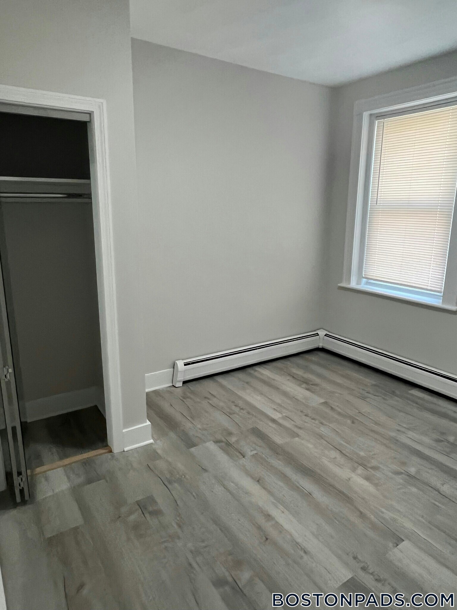 Building Photo - 165 Gove St