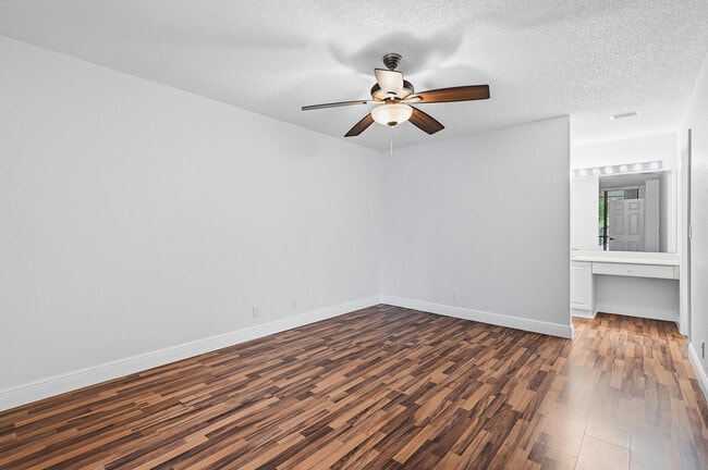Building Photo - 2486 NW 49th Terrace