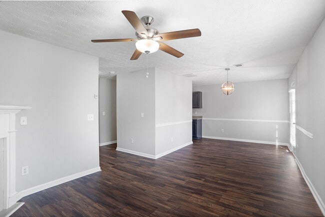 Building Photo - 820 Carlton Pointe Terrace