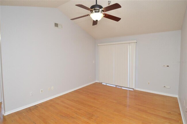 Building Photo - 10263 Gandy Blvd N