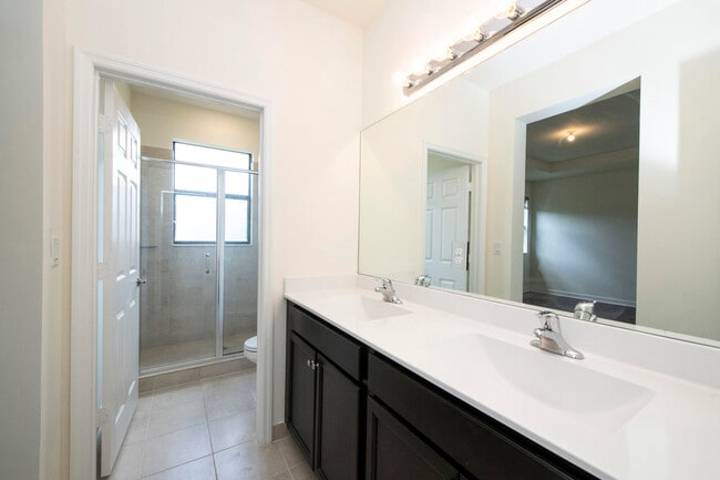 Building Photo - 6574 S Anise Ct