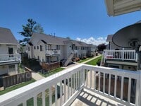 Building Photo - 3026 W Villard St