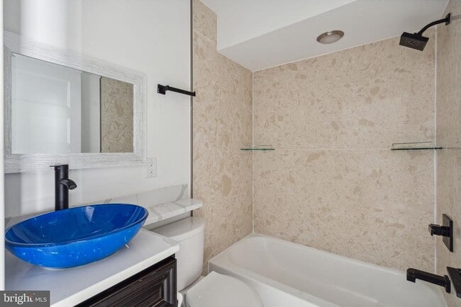 Building Photo - 1930 N 2nd St