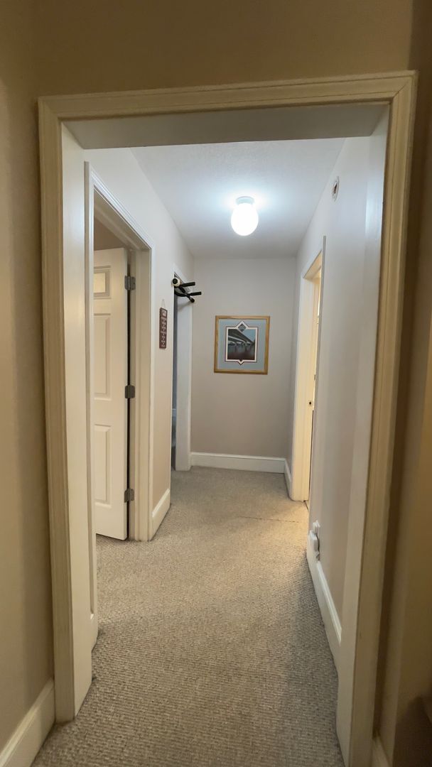 Building Photo - FURNISHED DOWNTOWN CONDO