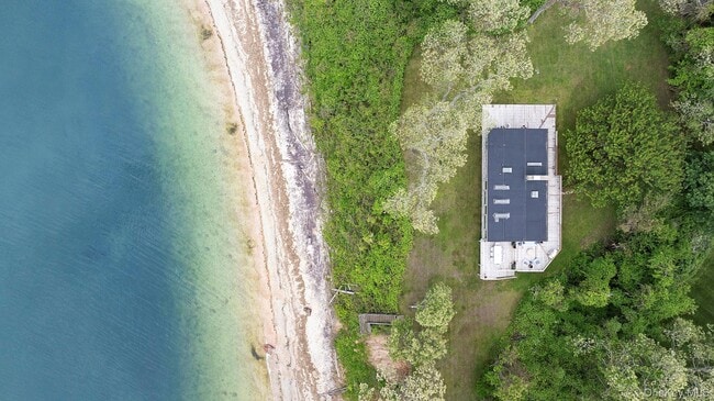 Building Photo - 31059 Middle Rd