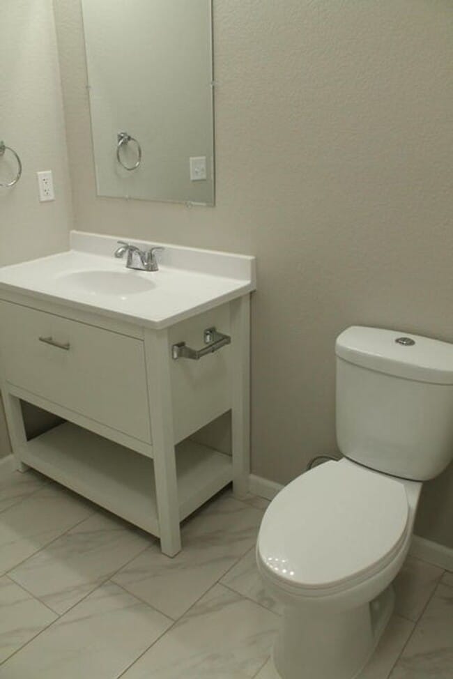 Building Photo - Charming & Remodeled Near Historic C-Street!