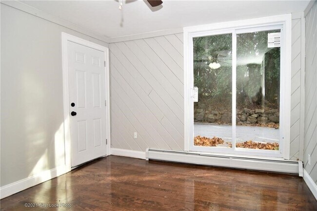 Building Photo - 135 Randolph Ave