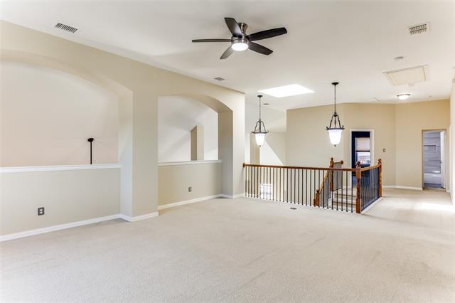 Building Photo - 3825 Miramar Dr