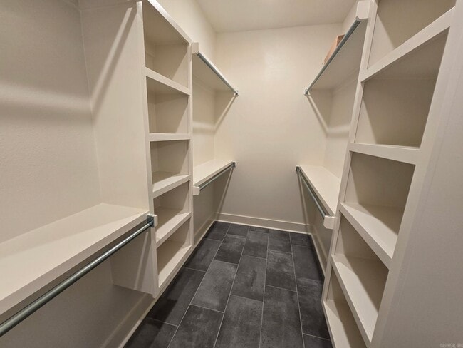 Building Photo - 5009 Springwood Cir