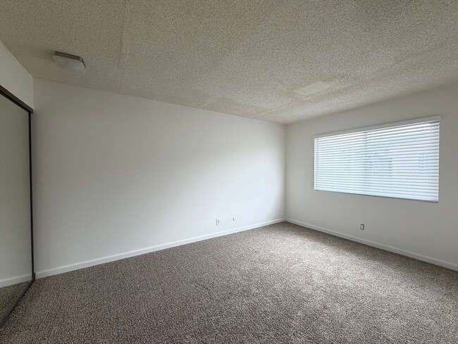 Building Photo - 4115 Hilaria Way