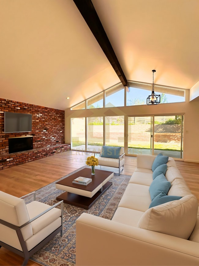 Building Photo - 1012 N H St