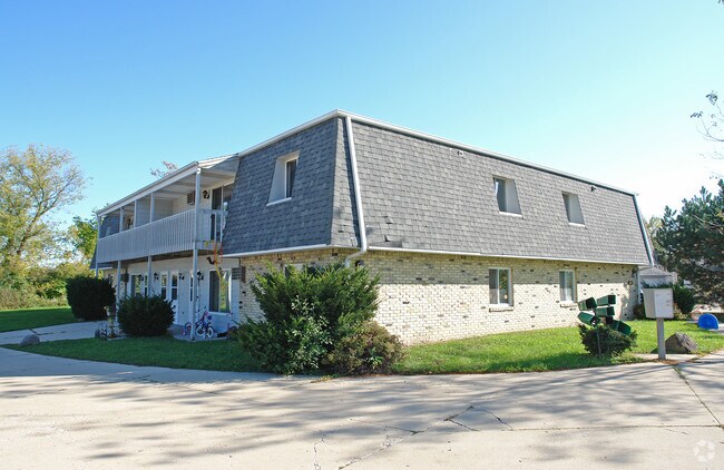 Building Photo - Norway-Aire Apartments
