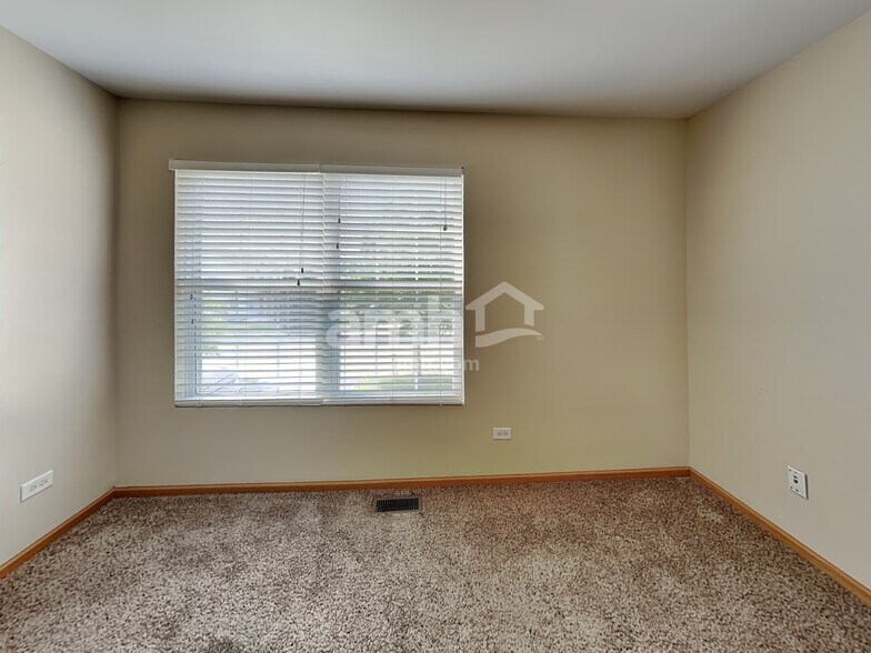 Building Photo - 5913 Arbor Gate Dr