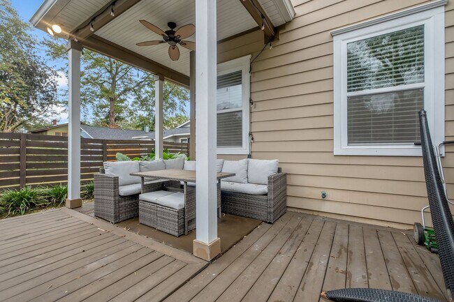 Building Photo - Midtown Tallahassee Townhome