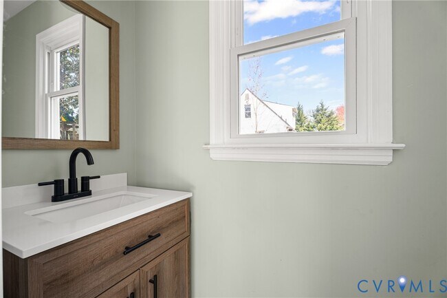 Building Photo - 11101 Timonium Dr