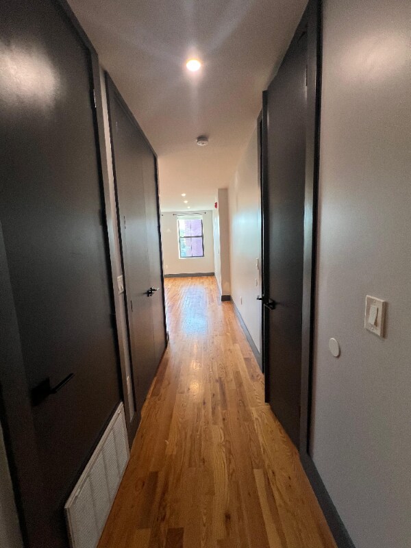 Building Photo - 568 Communipaw Ave