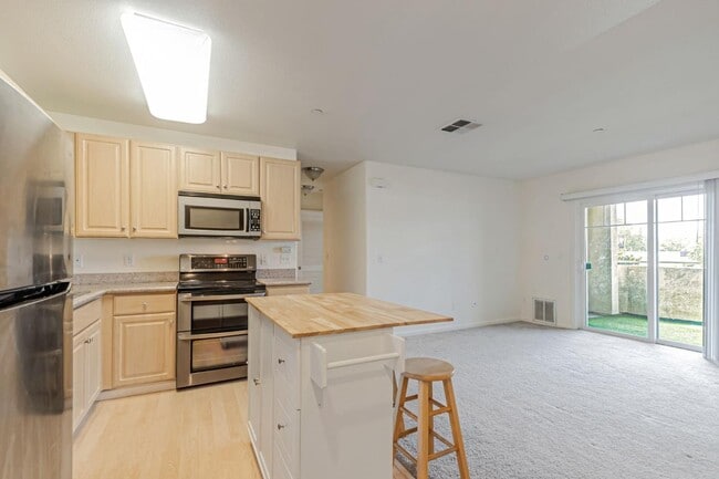 Building Photo - 3128 Loma Verde Dr