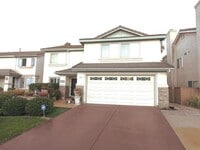 Building Photo - 719 Diamond Dr