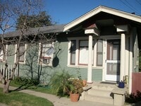 Building Photo - 370