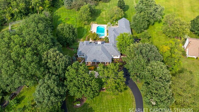 Building Photo - 38W064 Tanglewood Dr
