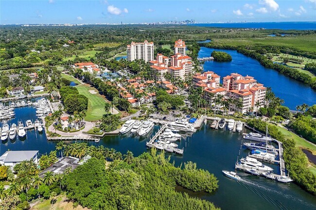 Building Photo - 13643 Deering Bay Dr