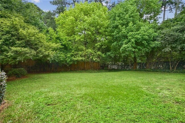 Building Photo - 1249 Goodwin Rd NE