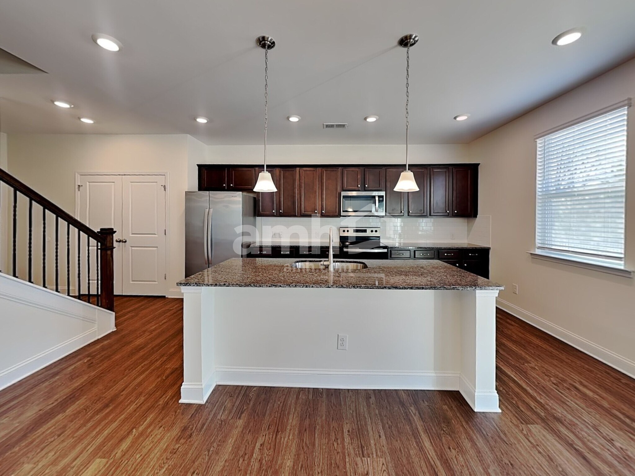 Building Photo - 136 Hamilton Park Dr