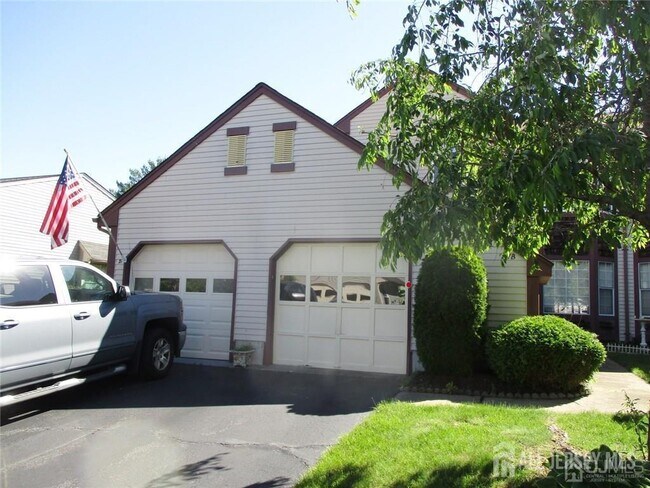 Building Photo - 7A Daniel Webster Ave