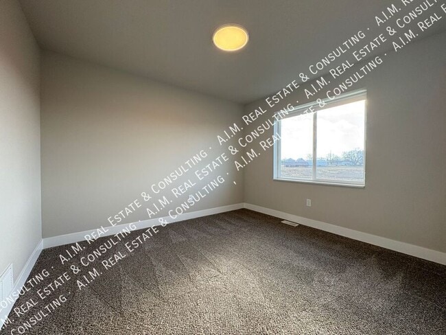 Building Photo - 284 Caspian Ct