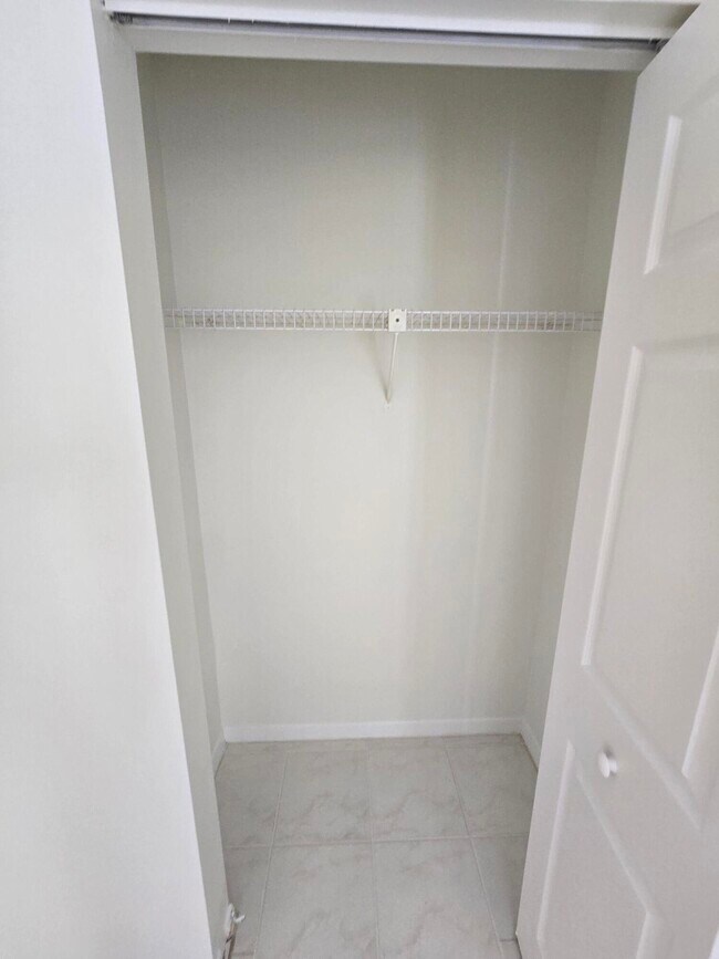 Building Photo - 9413 Boca Cove Cir