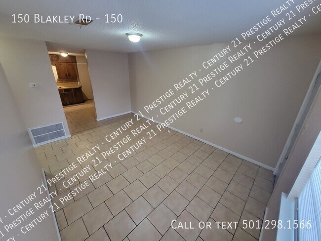 Building Photo - 150 Blakely Rd