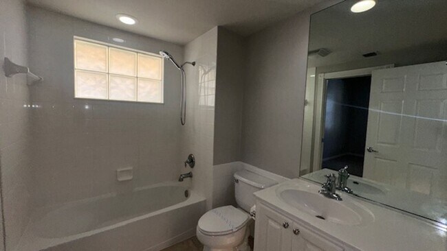 Building Photo - 3/3 Townhome in Villagewalk at Lake Nona for Rent