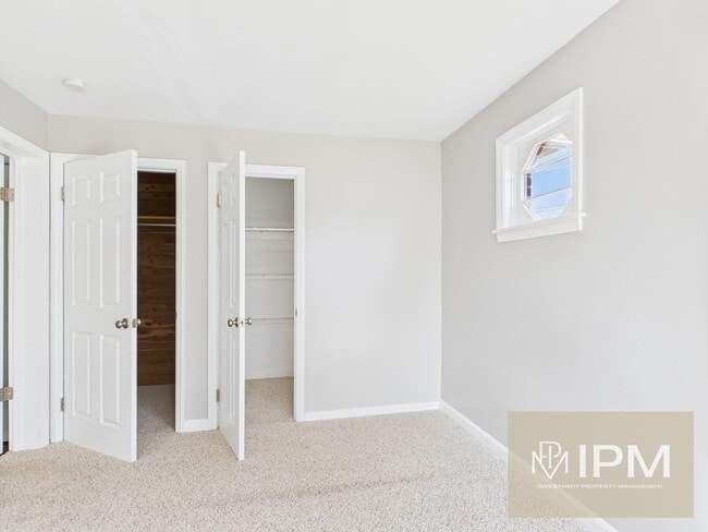 Building Photo - Beautiful Brick Rancher – One-Floor Living in Central York School District!