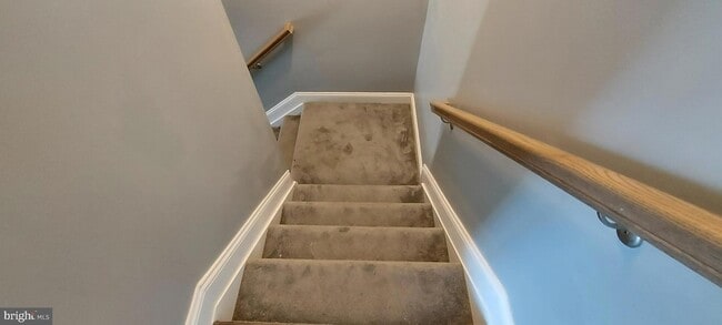 Building Photo - 1056 Rye Dr