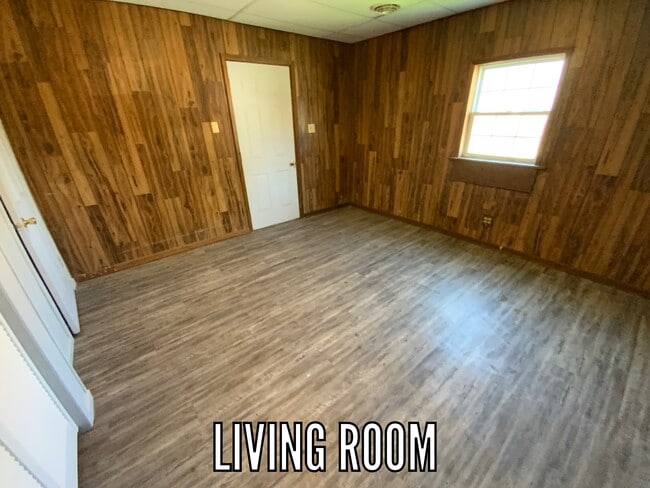 Building Photo - 903 Jewell St