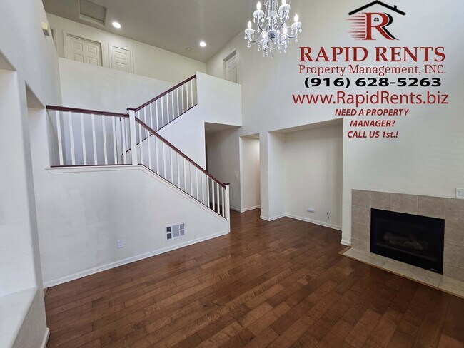 Building Photo - 555 Centre Ct Dr