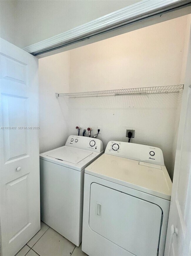 Building Photo - 24343 SW 109th Ave