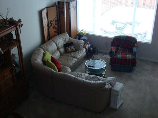 family room - 2514 85th Dr NE