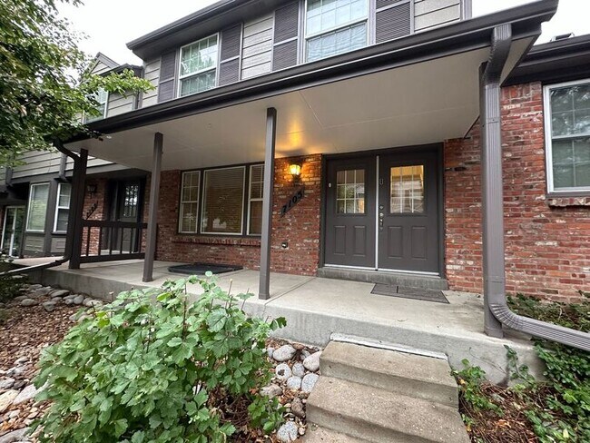 Building Photo - 7105 E Briarwood Dr