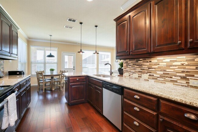 Building Photo - Haslet 4 Bedroom Home