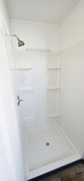 Building Photo - 29 125th St