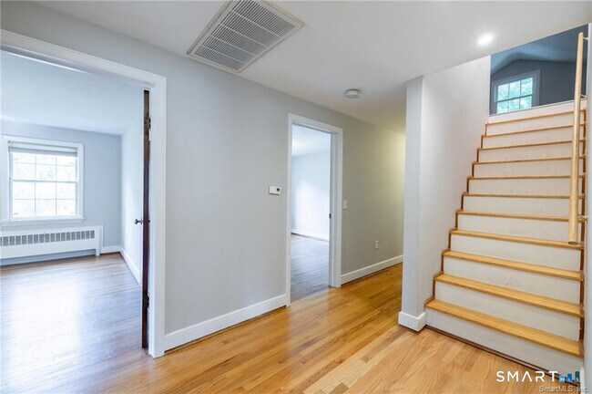 Building Photo - 37 Old Wheeler Ln