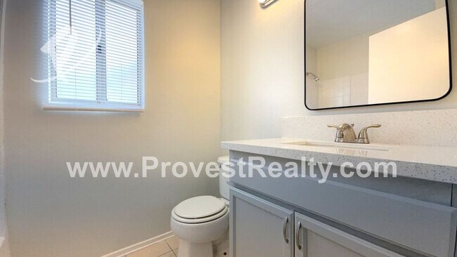 Building Photo - 14199 Estate Way