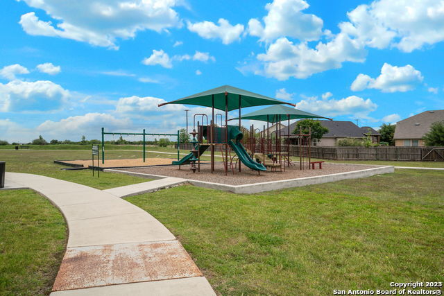 Building Photo - 2934 Daisy Meadow