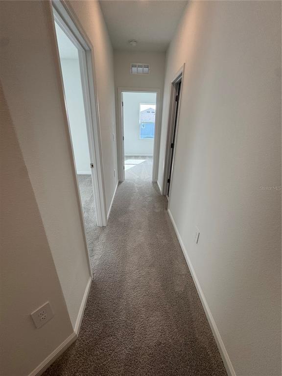 Building Photo - 331 Sol Vis Dr