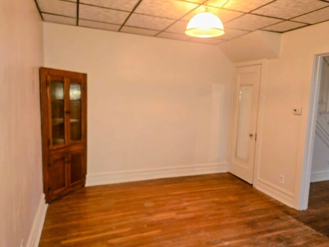 Building Photo - 1732 W Broad St