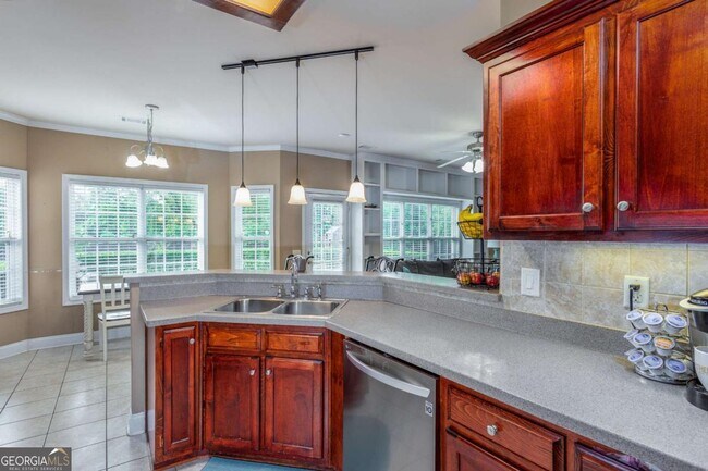 Building Photo - 1081 Ruby Way