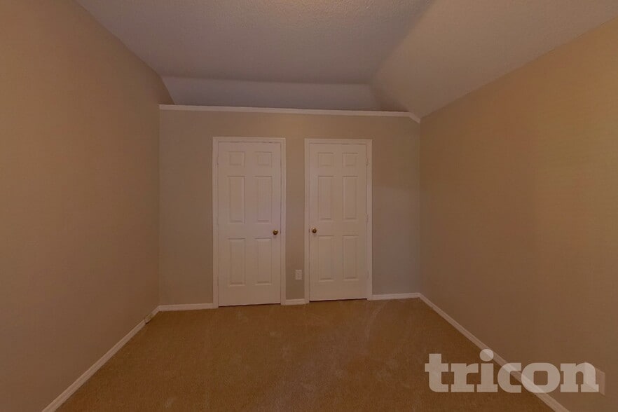 Building Photo - 2805 Trotters Pointe Dr