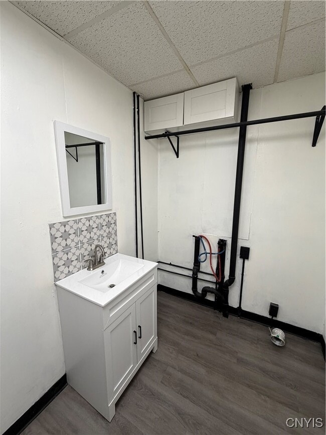 Building Photo - 432 W Mullin St