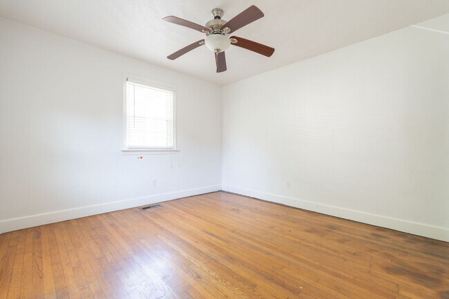 Building Photo - 29 Fiske St